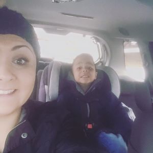 Meet your Posher, Larissa